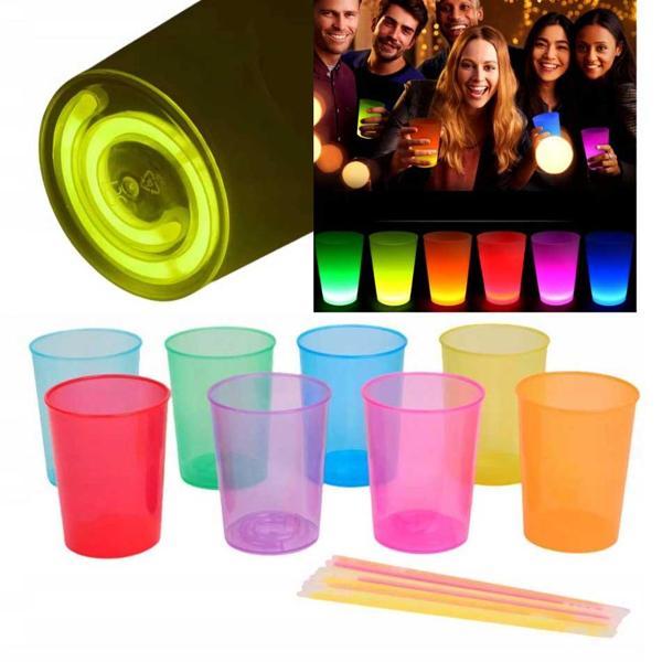 Karanlıkta Yanan Gece Işığı Mega Glow Bardaklar 8 Adet 8.5 x 10.5 cm - Image 1