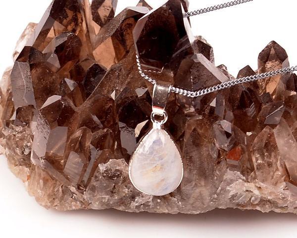 Taş Sandığı Ay Taşı Kolye (Rainbow Ay Taşı) - Image 1