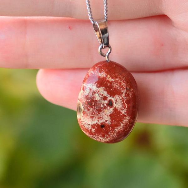 Taş Sandığı Kırmızı Jasper Taşı Kolye - Image 1