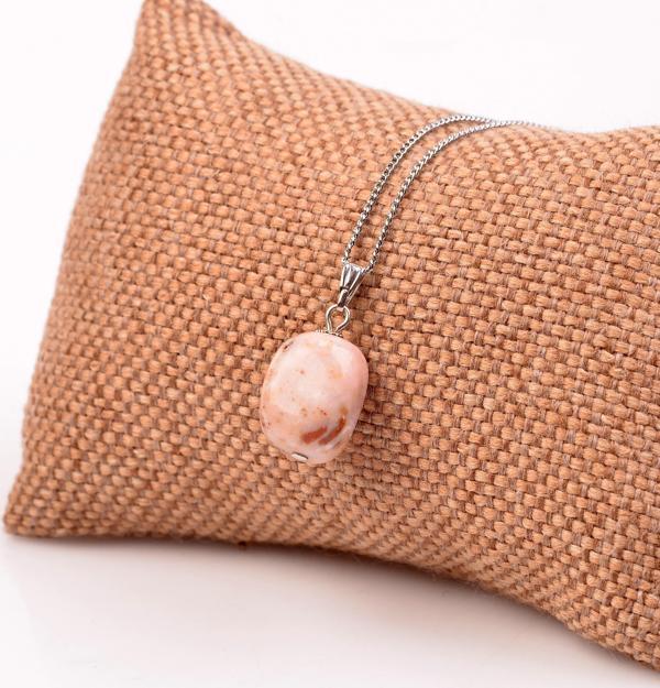 Taş Sandığı Pembe Opal Taşı Kolye - Şekilsiz Taşlar - Image 1