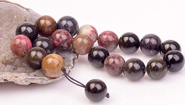 Taş Sandığı Turmalin Taşı Efe Tesbihi (14 mm) - Image 1