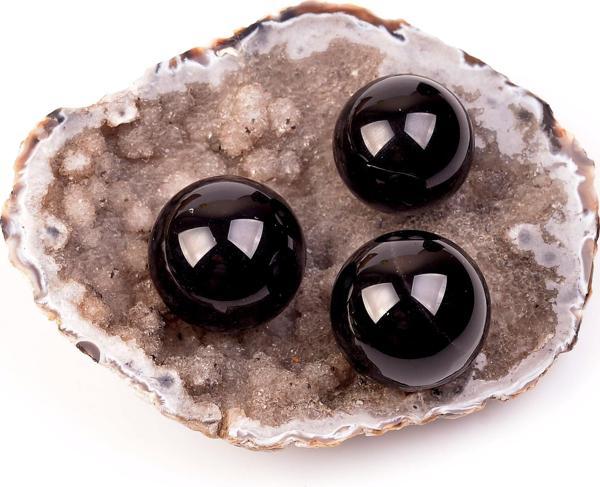 Taş Sandığı Küçük Boy Obsidyen Taşı Küre - Image 1