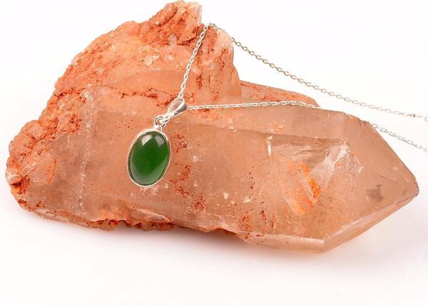 Taş Sandığı Yeşil Akik Taşı Gümüş Kolye - Image 1