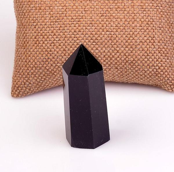 Taş Sandığı Obsidyen Taşı Kazık Kütle - Image 1