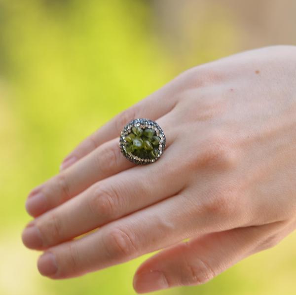 Taş Sandığı Zebercet Taşı Ayarlamalı Yüzük - Peridot Taşı - Image 1