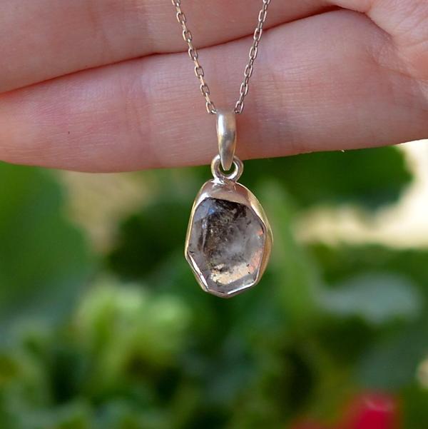 Taş Sandığı Herkimer Kuvars Taşı Gümüş Kolye - Herkimer Diamond - Image 1