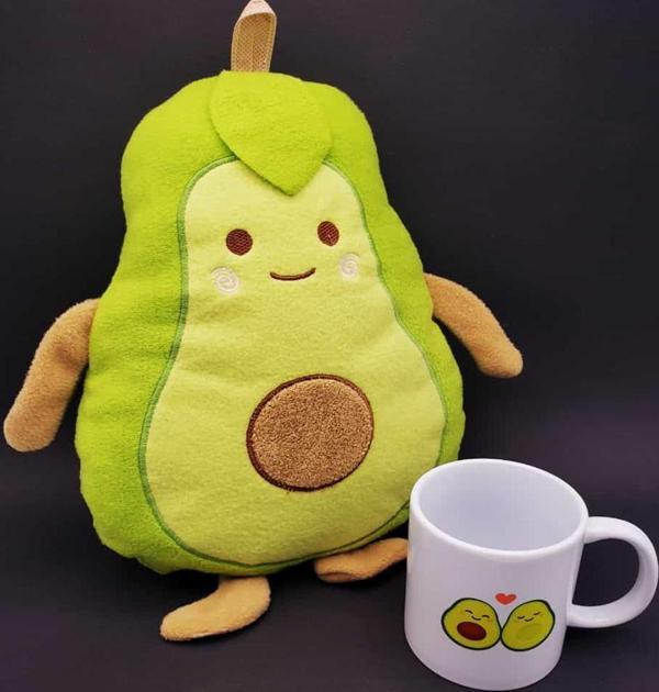 Büro Ev Ofis Hediyesi için Avokado Yastık Kupa Seti - Image 1