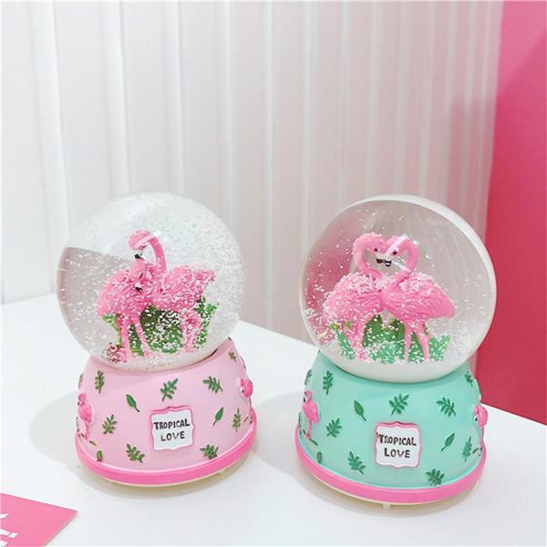 Büro Ev Hediyesi için Flamingo Temalı Maksi Kar Küresi - Image 1
