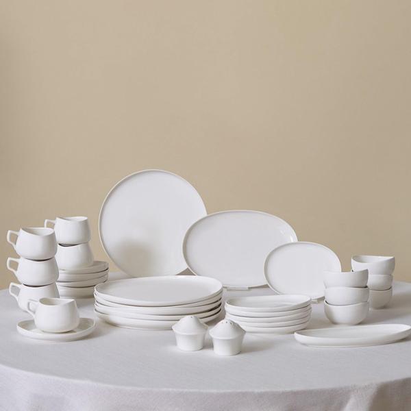 Karaca Stream Bone Hole 34 Parça 6 Kişilik Kahvaltı Takımı - Image 1