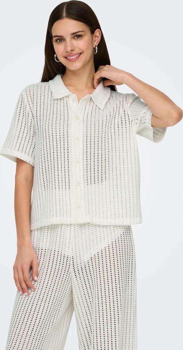 Only Kadın Onlfreya Ajurlu Polo Yaka Düğmeli Mevsimlik Bluz 15349327 Ekru - Image 1