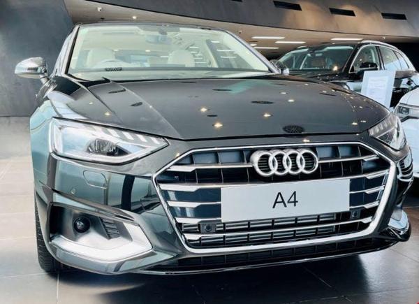 AUDİ - ÖN TAMPON (2 SENSÖR+YIKAMASIZ) A4 2020- - 8W0807065M GRU - Image 1