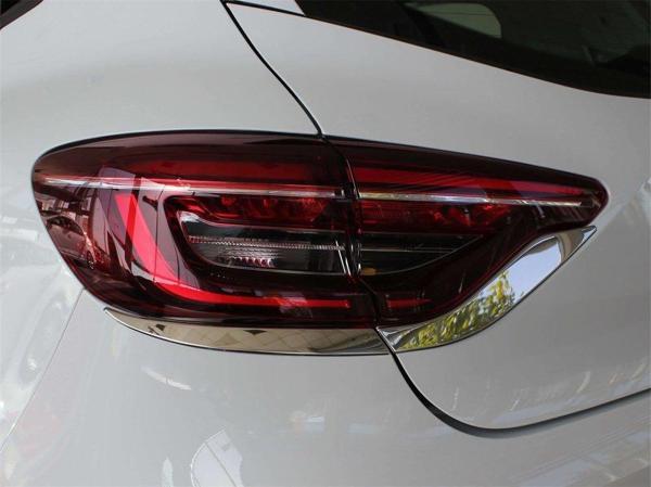 Renault Clio 5 Stop Altı Çıtası 4 Prç Krom 2019 ve Sonrası - Image 1