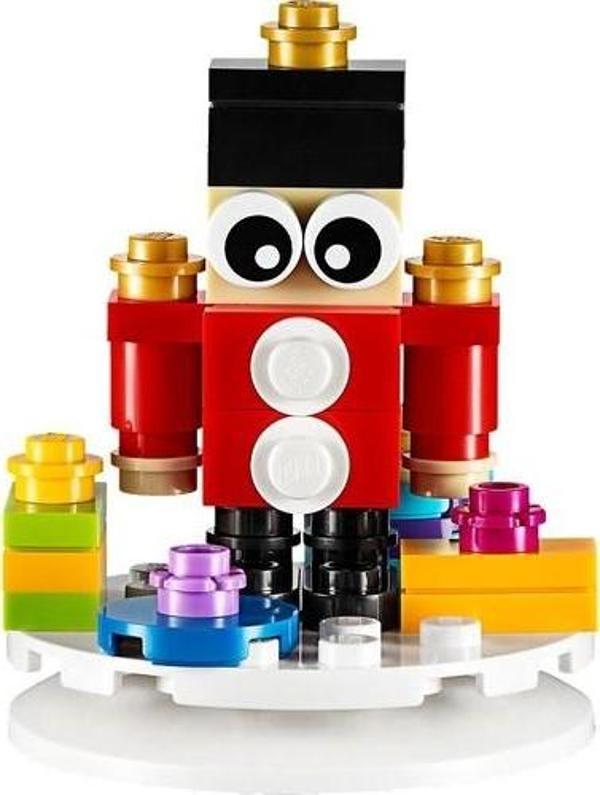 LEGO Seasonal 853907 Toy Soldier Ornament +5 Yaş (43 Parça) - Image 1