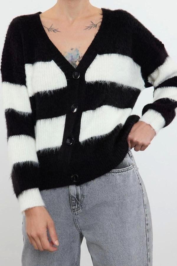 Kadın Modern Tarz Regular Bisiklet Yaka Regular Triko Hırka - Image 1