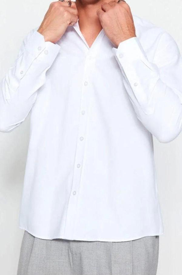 Moda Erkek Düğmeli Yaka Düz Desen Günlük Regular Fit Nakış Detaylı Smart Gömlek - Image 1