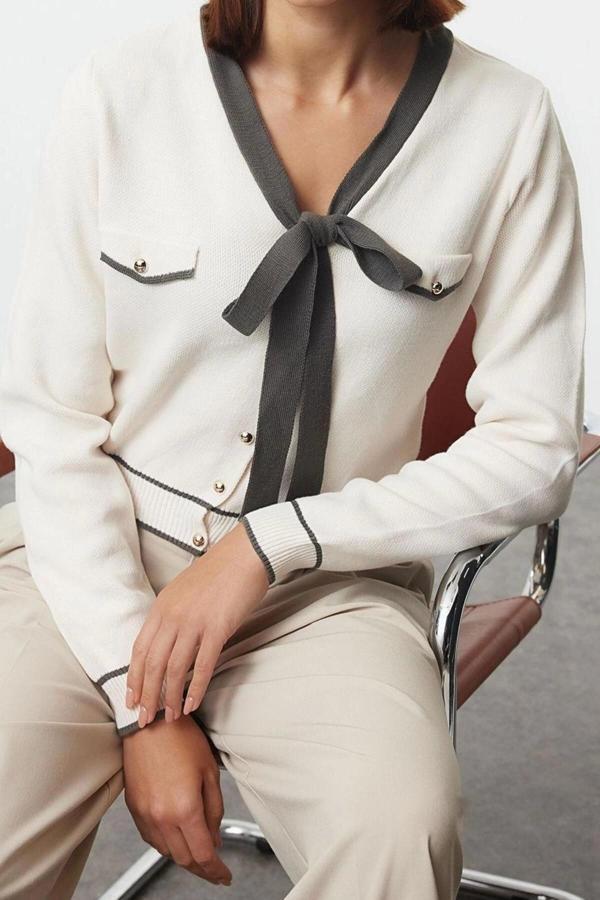 Kadın Modern Tarz Slim V Yaka Regular Triko Hırka - Image 1