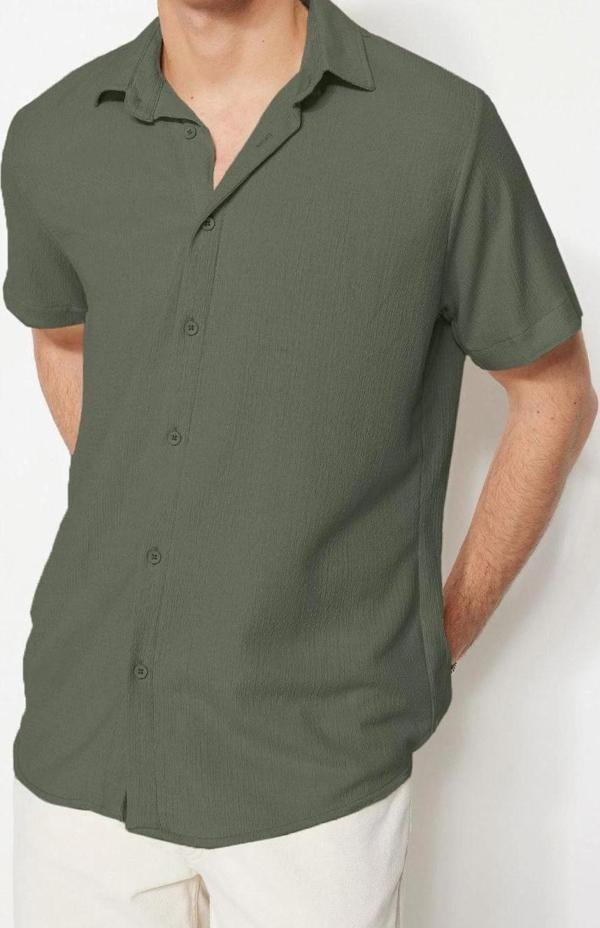 Erkek Moda Kısa Kol Örme Siyah Regular Fit Kısa Kol Yazlık Dokulu Örme Gömlek - Image 1