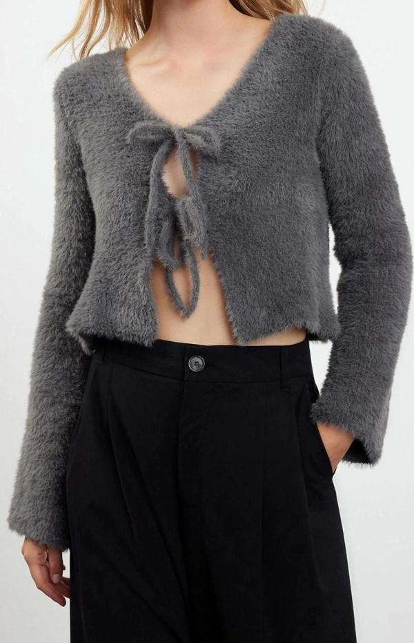 Kadın Modern Tarz Regular V Yaka Crop Triko Hırka - Image 1