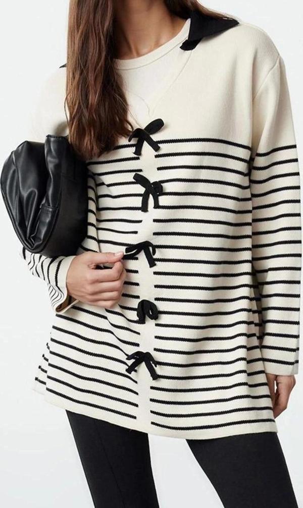 Kadın Modern Tarz Rahat Uzun Polo Yaka Çizgili Kol Regular Triko Kazak - Image 1