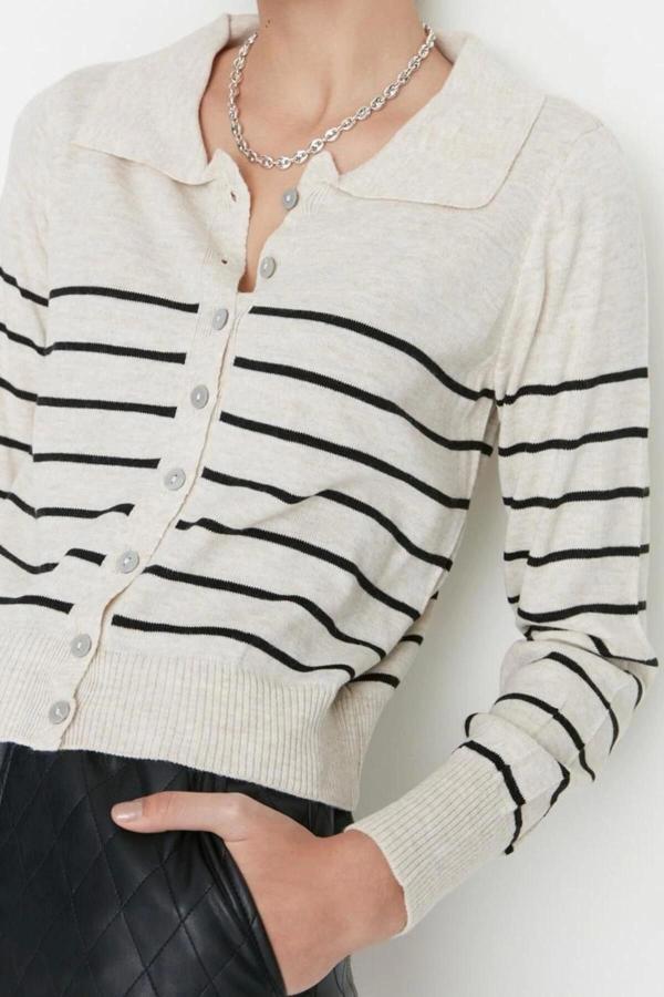 Kadın Modern Tarz Rahat Uzun Polo Yaka Çizgili Kol Regular Triko Hırka - Image 1