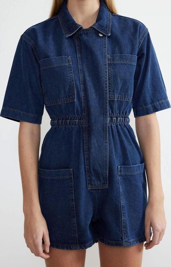 Kadın Moda Standart Kol Boru Paça Dik Yaka Düz Desen Kısa Beli Lastikli Denim Şort Tulum - Image 1