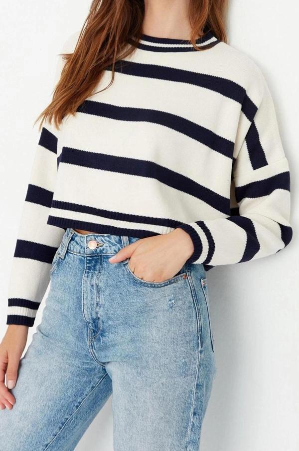 Kadın Modern Tarz Rahat Uzun Bisiklet Yaka Çizgili Kol Crop Triko Kazak - Image 1