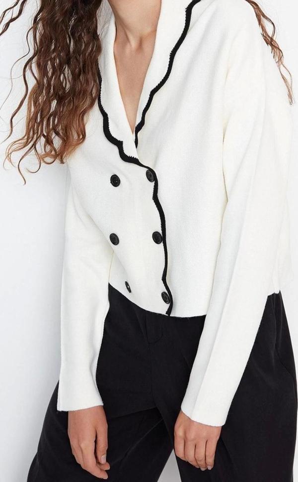 Kadın Modern Tarz Rahat Uzun Kruvaze Renk Bloklu Kol Regular Triko Hırka - Image 1