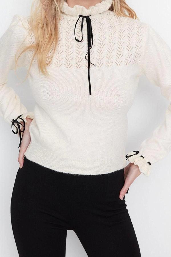 Kadın Modern Tarz Rahat Uzun Dik Yaka Ajurlu Kol Regular Triko Kazak - Image 1