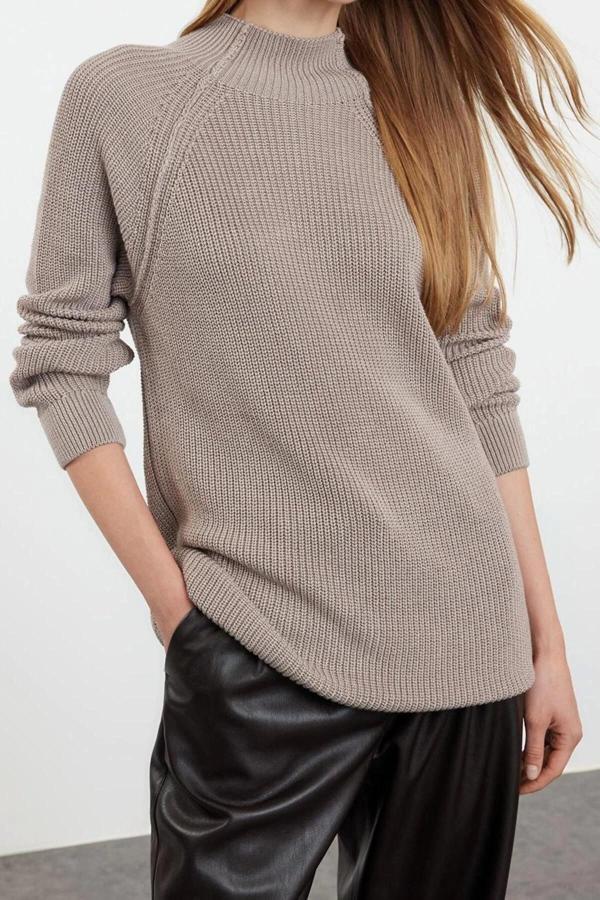 Stil Modern Kadın Uzun Standart Kol Dik Yaka Geniş Kalıp Triko Kazak - Image 1