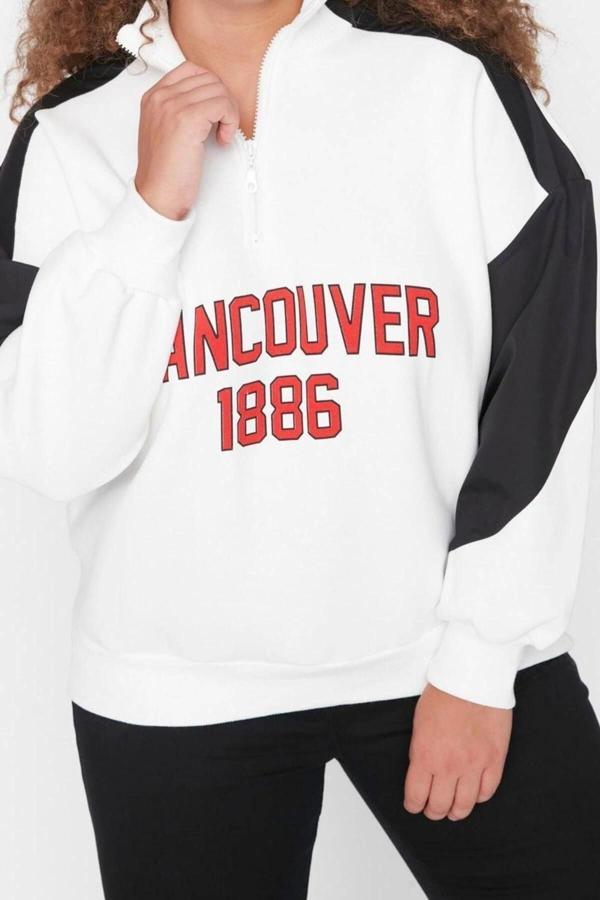 Büyük Beden Tarz Regular Dik Yaka Düşük Kol Regular Baskılı Kalın Şardonlu Örme Sweatshirt - Image 1