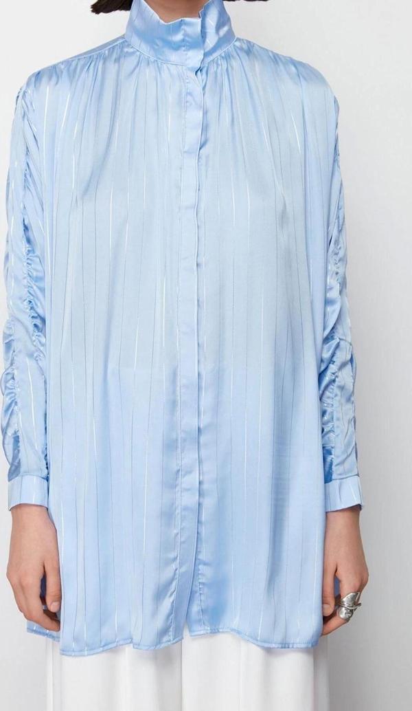 Moda Kadın Tesettür Gömlek Yaka Çizgili Desen Günlük Simli Çizgili Kolu Büzgülü Dokuma Gömlek - Image 1