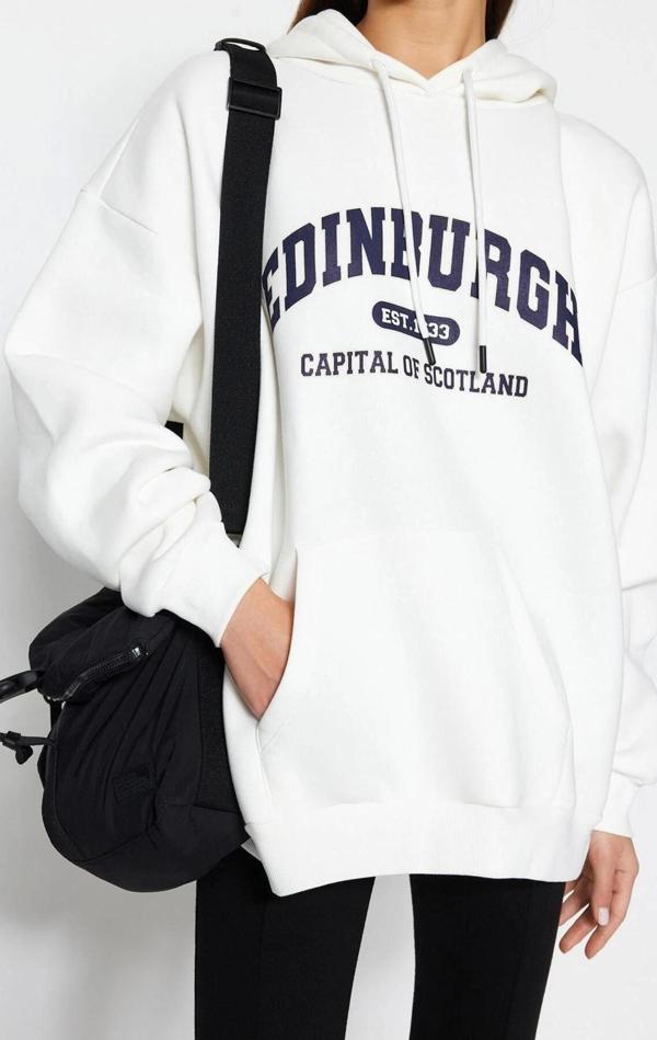 Oversize Kapüşonlu Standart Kol Standart Kalın Polarlı Baskılı Geniş Kalıp Örme Sweatshirt - Image 1