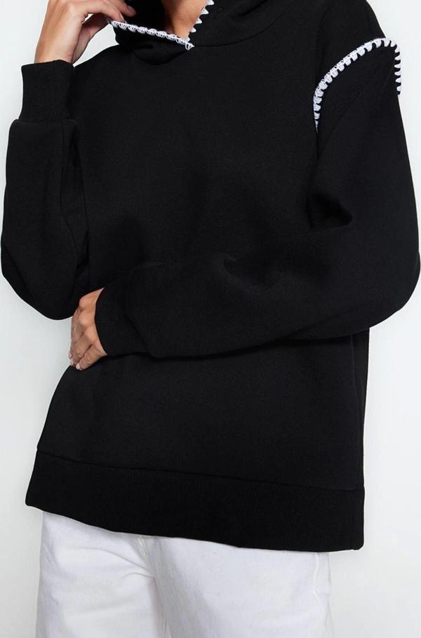 Tarz Regular Kapüşonlu Düşük Kol Regular Kroşeta Detaylı Kalın İçi Polarlı Örme Sweatshirt - Image 1