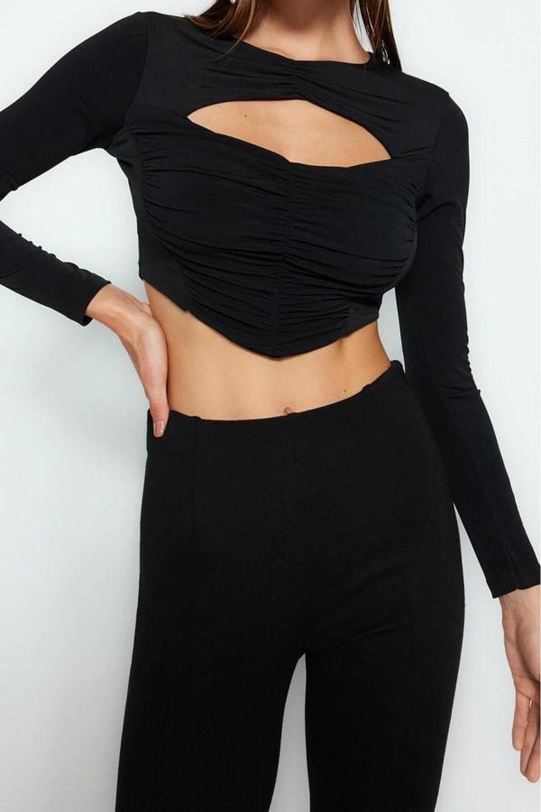 Stil Kadın Drapeli Pencere Cut Out Detaylı Bluz Crop Örme Regular Kalıp - Image 1