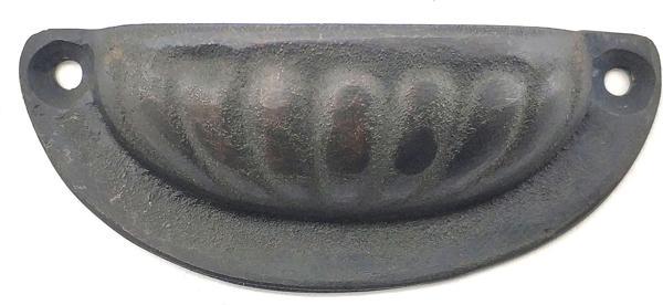 Antika Tarz Dekoratif Pirinç İstiridye Tas Kapı Kulbu - 37x87 mm, Oksit - Image 1