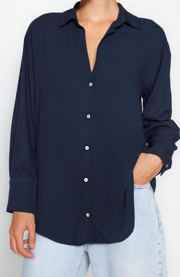 Moda Kadın Gömlek Yaka Düz Desen Günlük Basic Oversize Geniş Kalıp Dokuma Gömlek - Image 1