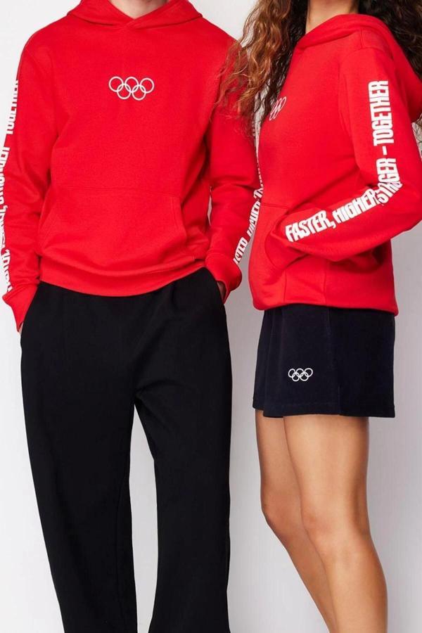 Tarz Oversize Kapüşonlu Standart Kol Regular Unısex Örme Sweatshirt - Image 1