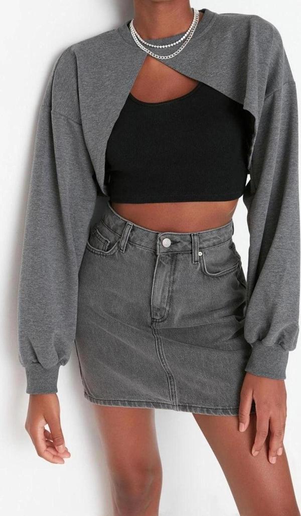 Tarz Crop Bisiklet Yaka Düşük Kol Crop Asimetrik Super Crop İnce Örme Sweatshirt - Image 1