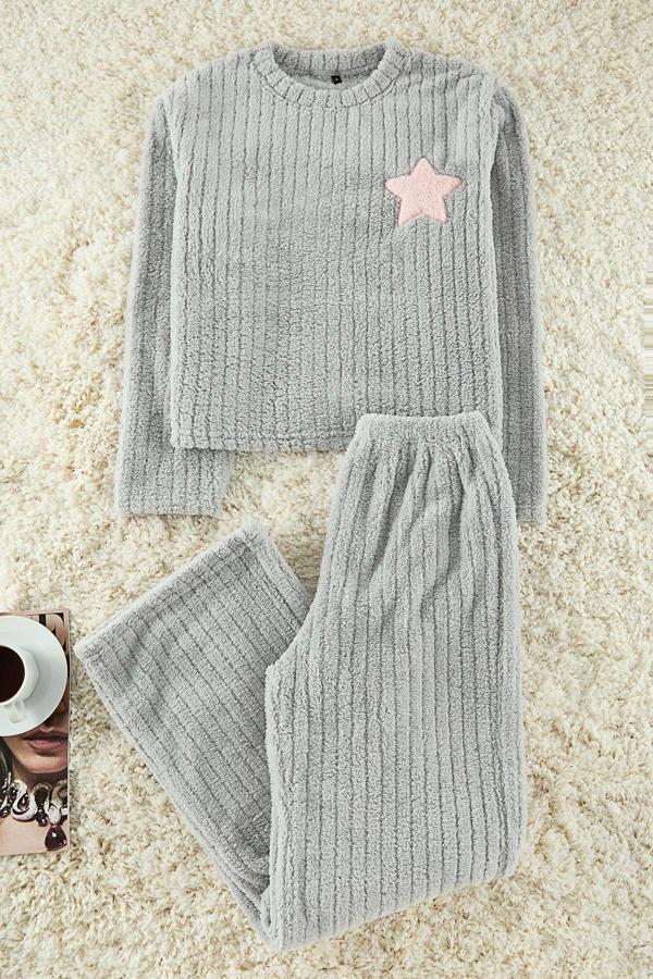 Tarz Rahat Uzun Kollu Boru Paça Yıldız Nakışlı Çizgili Kışlık Wellsoft Örme Pijama Takımı - Image 1