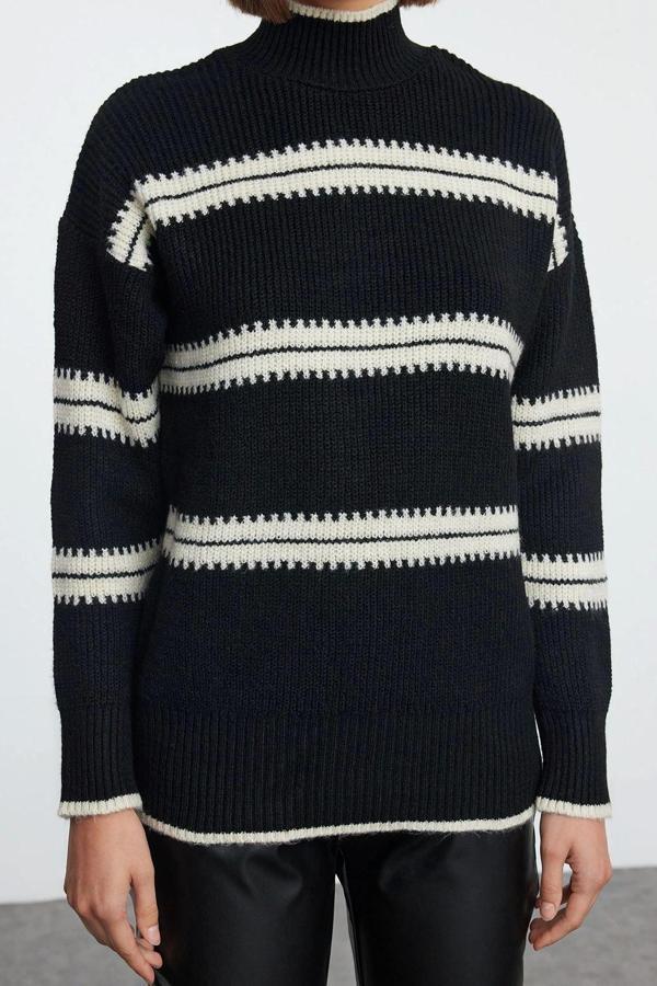 Stil Modern Kadın Regular Standart Kol Bisiklet Yaka Yumuşak Dokulu Geniş Kalıp Çizgili Triko Kazak - Image 1