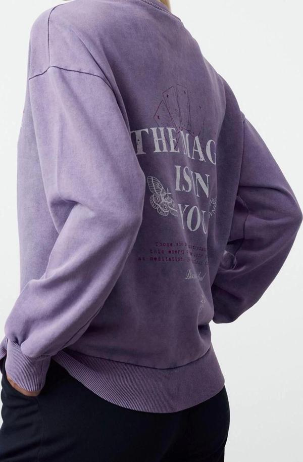 Tarz Bol Bisiklet Yaka Düşük Kol Uzun Ön ve Sırt Baskılı Yıkamalı Geniş Kalıp Örme Sweatshirt - Image 1