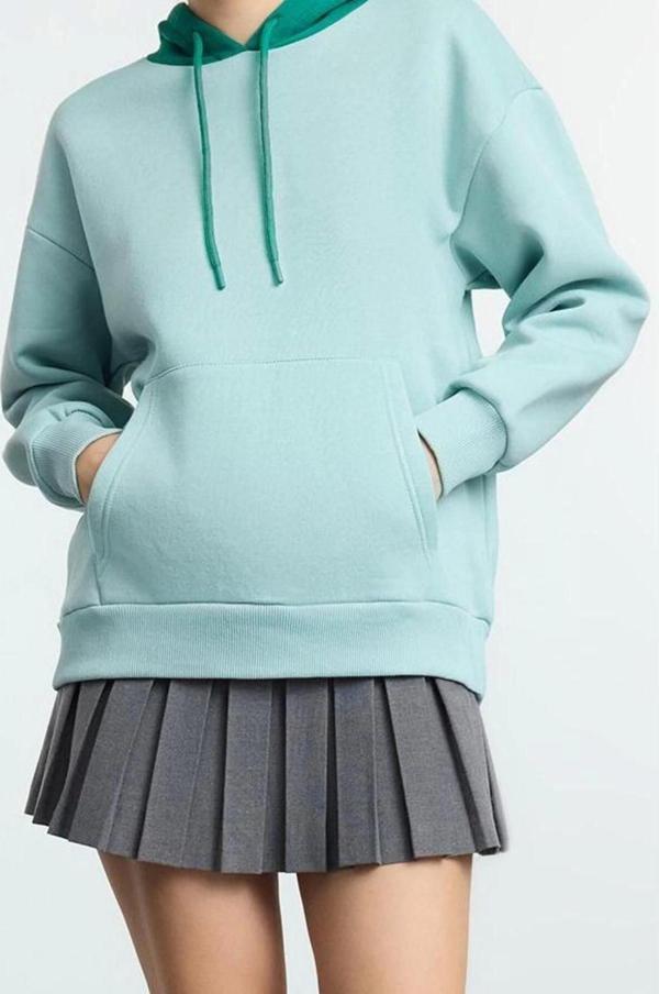 Tarz Bol Kapüşonlu Düşük Kol Uzun Sırt Baskılı ve Geniş Kalıp Örme Sweatshirt - Image 1