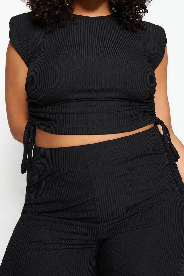 Moda Büyük Beden Bisiklet Yaka Örme Fit Düz Desen Casual Günlük Crop Kolsuz Bluz - Image 1