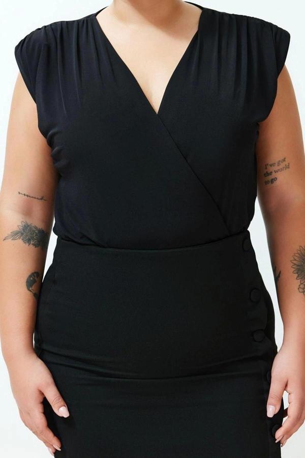 Moda Büyük Beden Kruvaze Örme Fit Düz Desen Casual Günlük Regular Kolsuz Bluz - Image 1