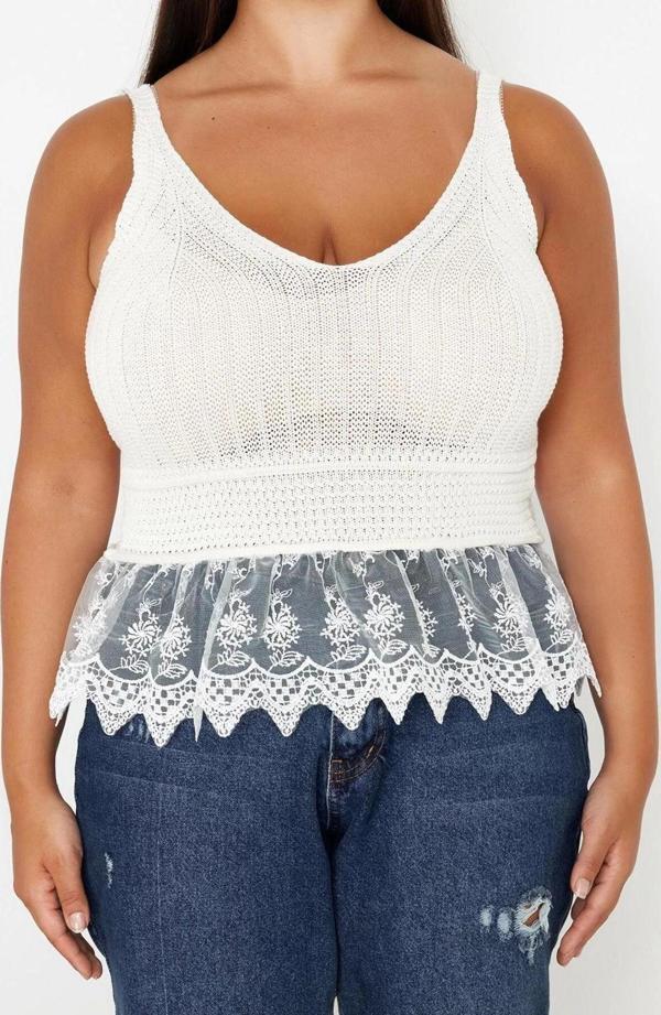 Moda Büyük Beden V Yaka Triko Fit Ajurlu Desen Casual Günlük Regular Askılı Kol Bluz - Image 1