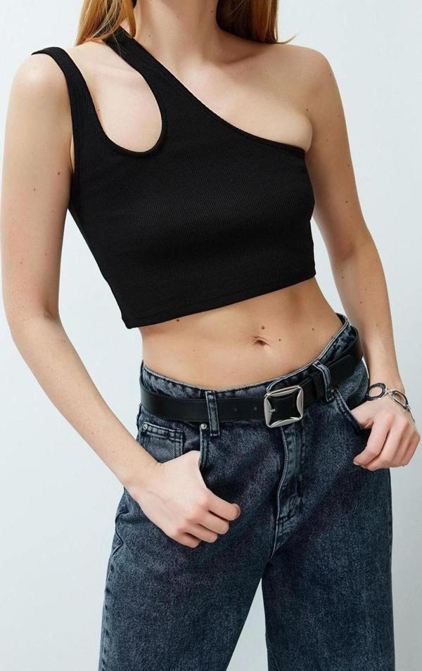 Moda Kare Yaka Örme Regular Düz Desen Casual Günlük Regular Askılı Kol Bluz - Image 1