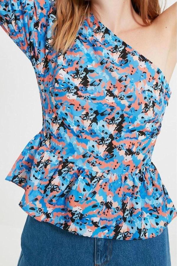 Moda Devrik Yaka Dokuma Regular Çiçekli Desen Casual Günlük Regular Kısa Kol Bluz - Image 1