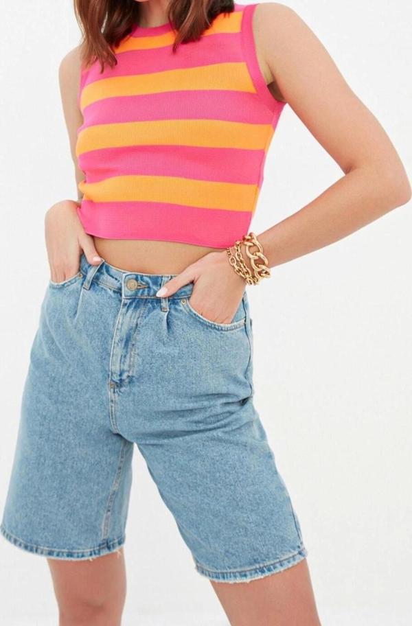 Moda Bisiklet Yaka Triko Slim Çizgili Desen Casual Günlük Crop Kolsuz Bluz - Image 1