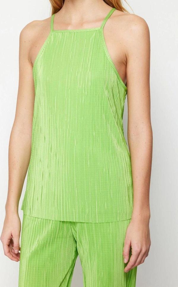 Moda Halter Yaka Örme Regular Düz Desen Casual Günlük Regular Kolsuz Bluz - Image 1