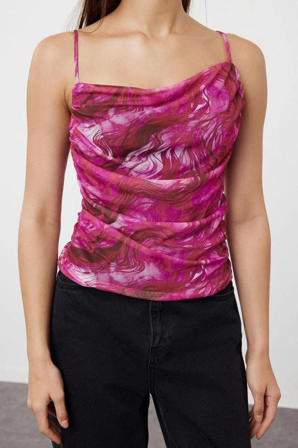 Moda Degaje Yaka Örme Slim Soyut Desen Casual Günlük Crop Askılı Kol Bluz - Image 1